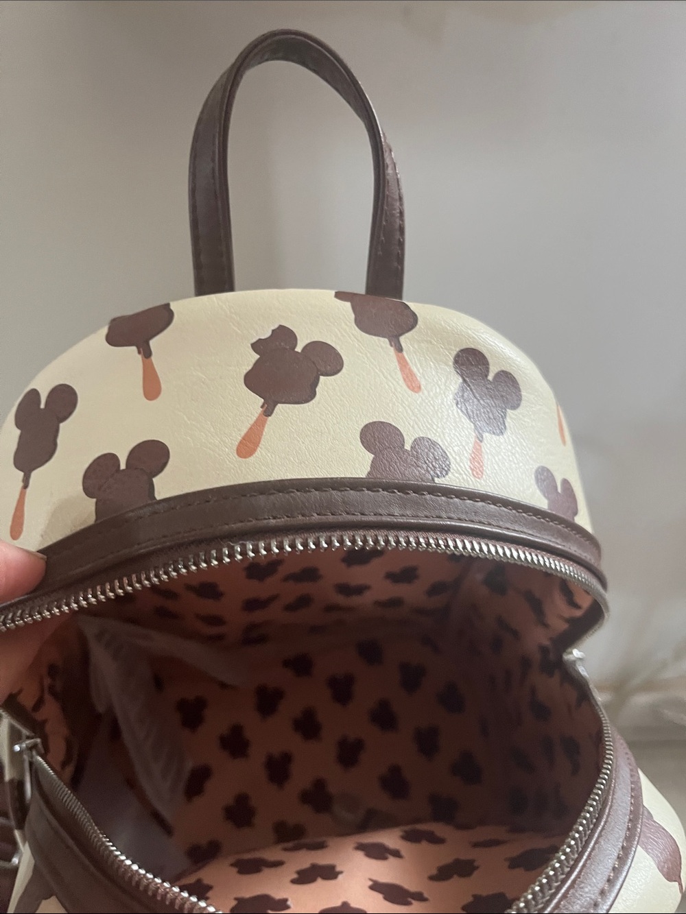 Loungefly Chocolate Drip Minnie Ears Mini Backpack - Brown & Cream - Picture 3 of 4